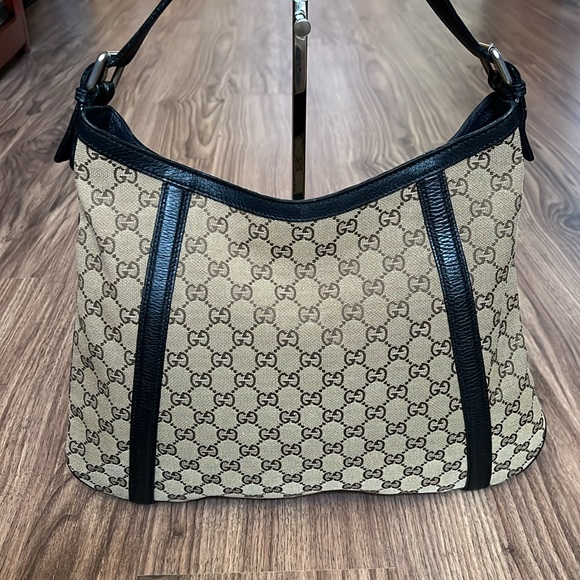 A155 - π― % authentic Gucci shoulder bag - Picture 4 of 16